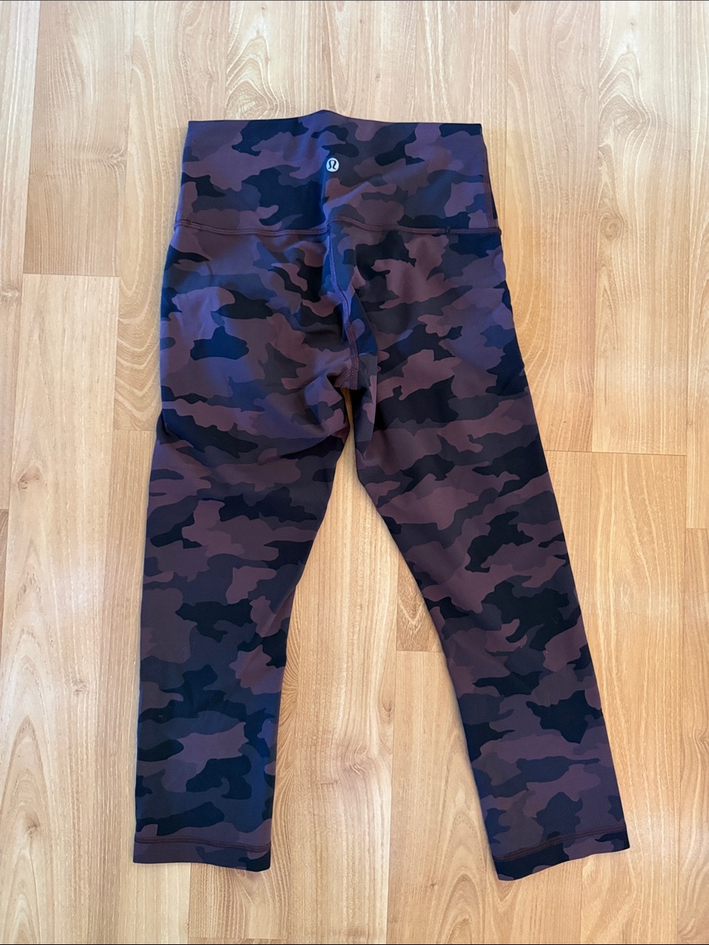 lululemon athletica Girls' Brown and Black Camo Cropped Leggings